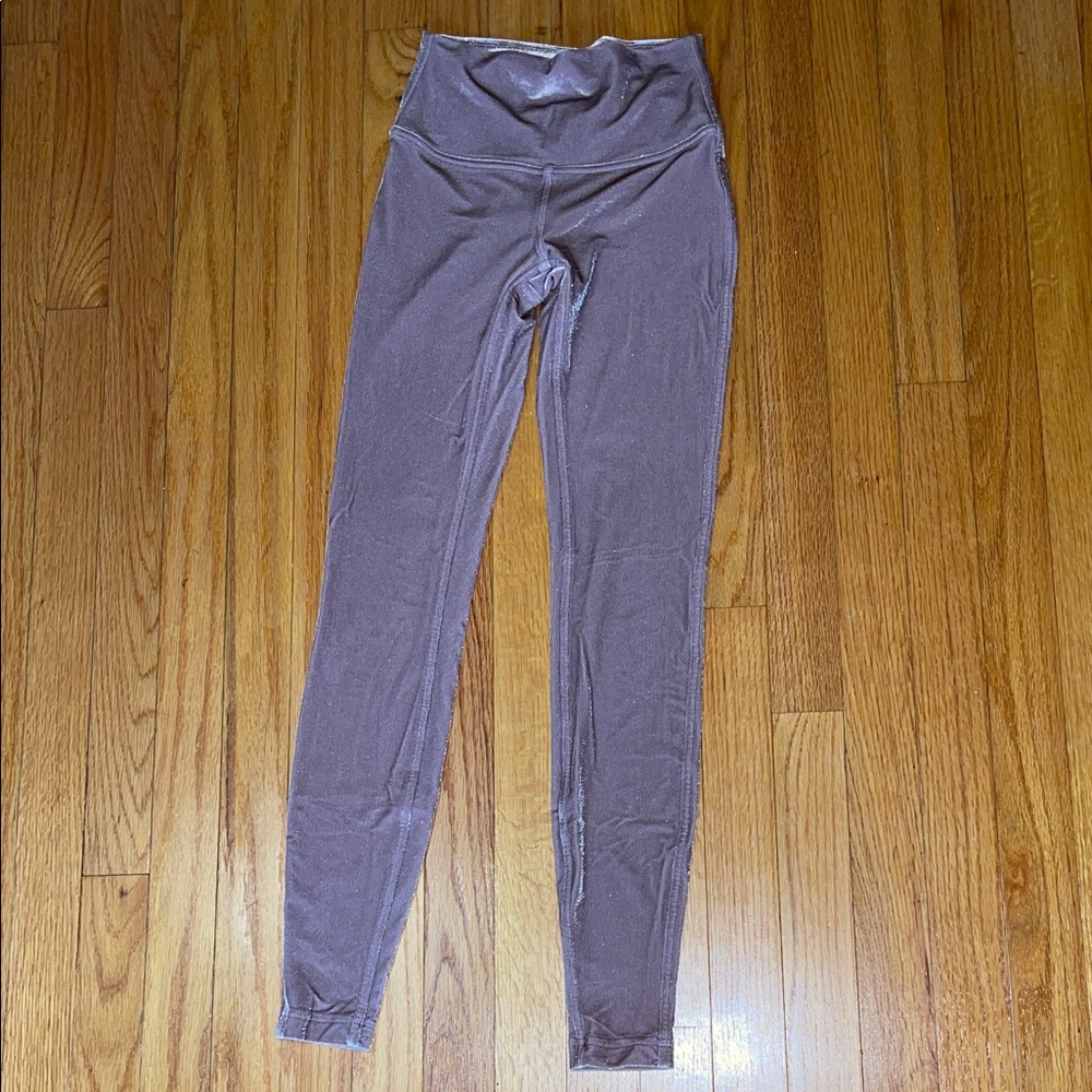 Lululemon mauve velvet leggings
